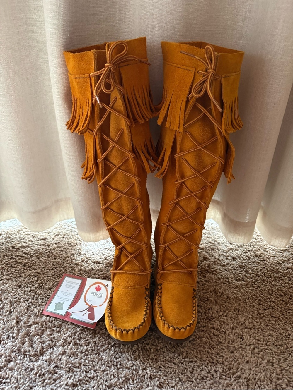 Bastien IND Canada
O'NONHTA' TAN Women's Suede Moccasin High Boot Sz 5 NWT - Picture 7 of 13